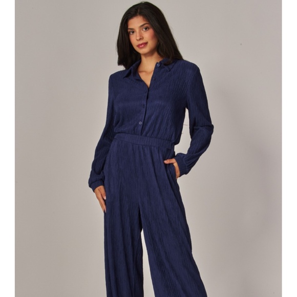 Navy Blue Crinkle Jumpsuit - Picture 1 of 2